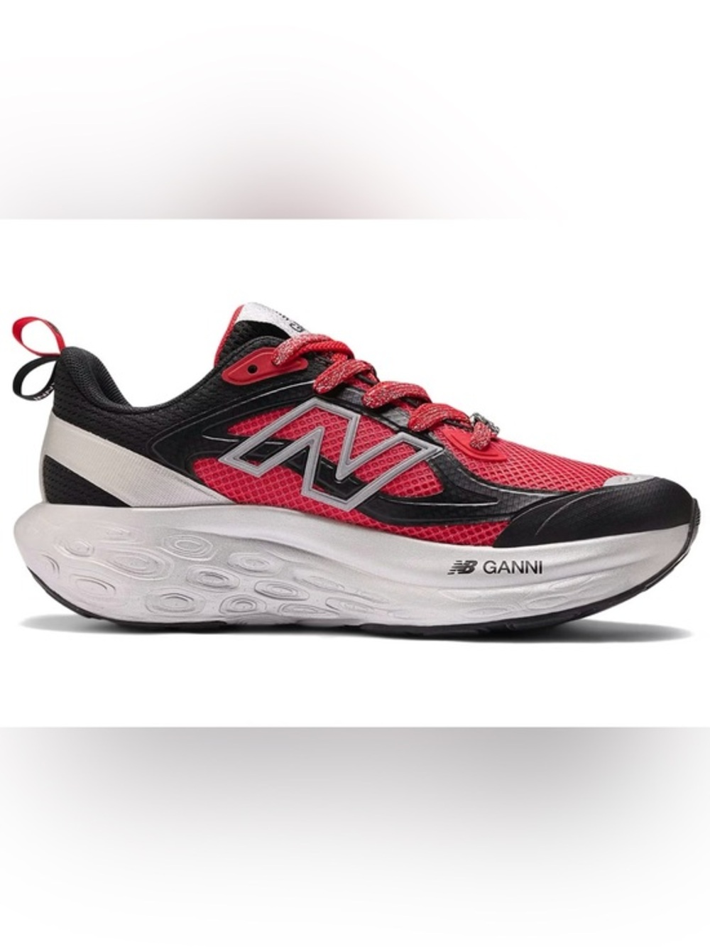 New Balance Fresh Foam Trainer
GANNI Black Silver Metallic Red Women’s size 10.5